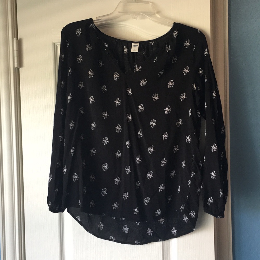 Patterned V Neck Blouse
